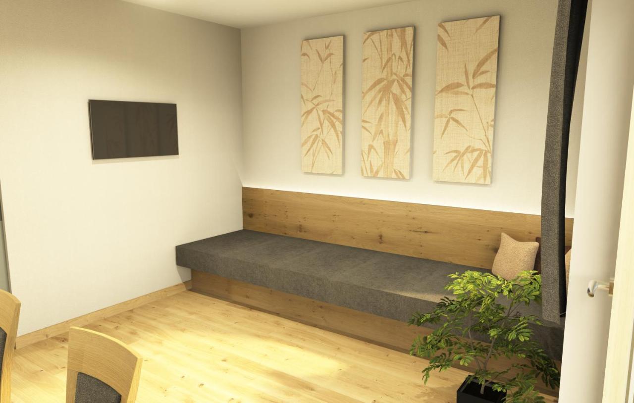 Wolf Apartments Padaun Vals Bagian luar foto
