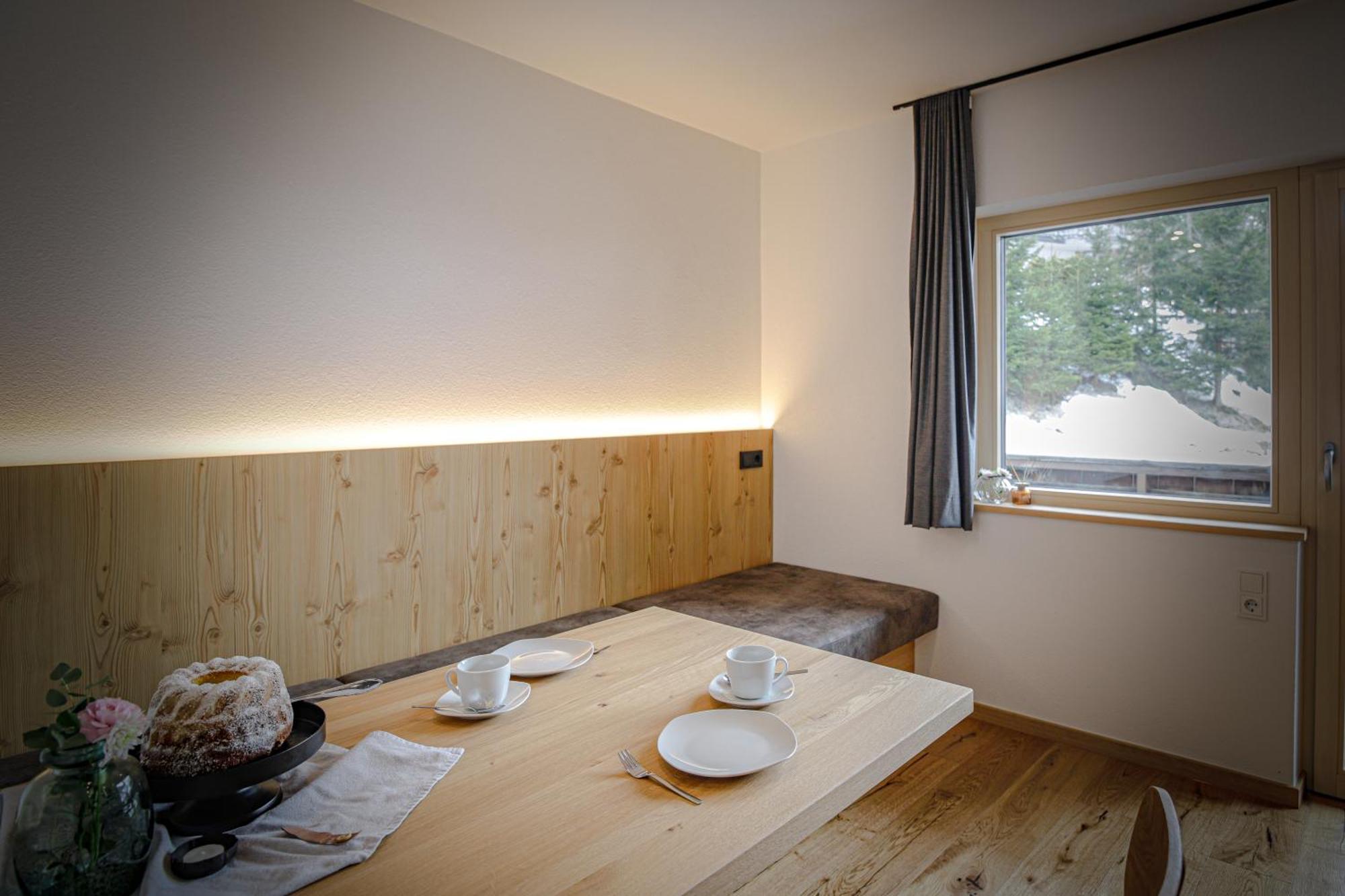 Wolf Apartments Padaun Vals Bagian luar foto