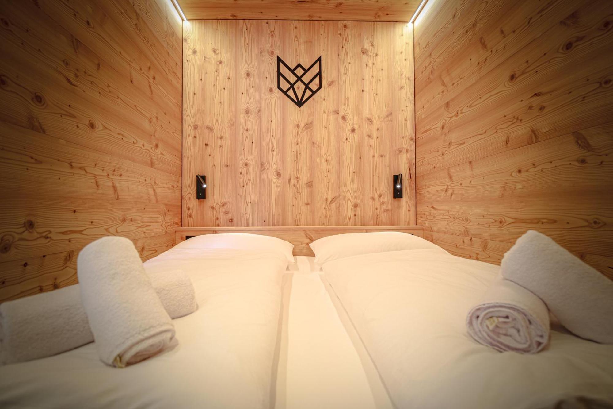 Wolf Apartments Padaun Vals Bagian luar foto